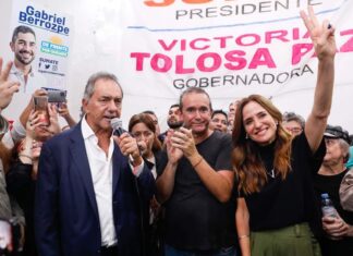Apuntan a Tolosa Paz por crear perfiles truchos de Fuerza Patria para ser candidata