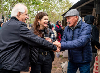 Mariel Fernández y Jorge Taiana visitaron la Fiesta Provincial del Plantín Floral en Moreno
