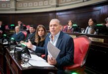 Berni presentó un proyecto para limitar los descuentos salariales por deudas a estatales bonaerenses