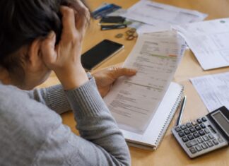 Emergencia social por el endeudamiento familiar: la mora alcanza a 6 millones de personas