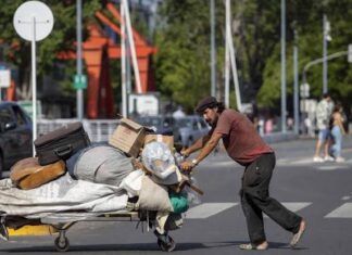 El salario m铆nimo apenas cubre el 24% de la canasta b谩sica familiar
